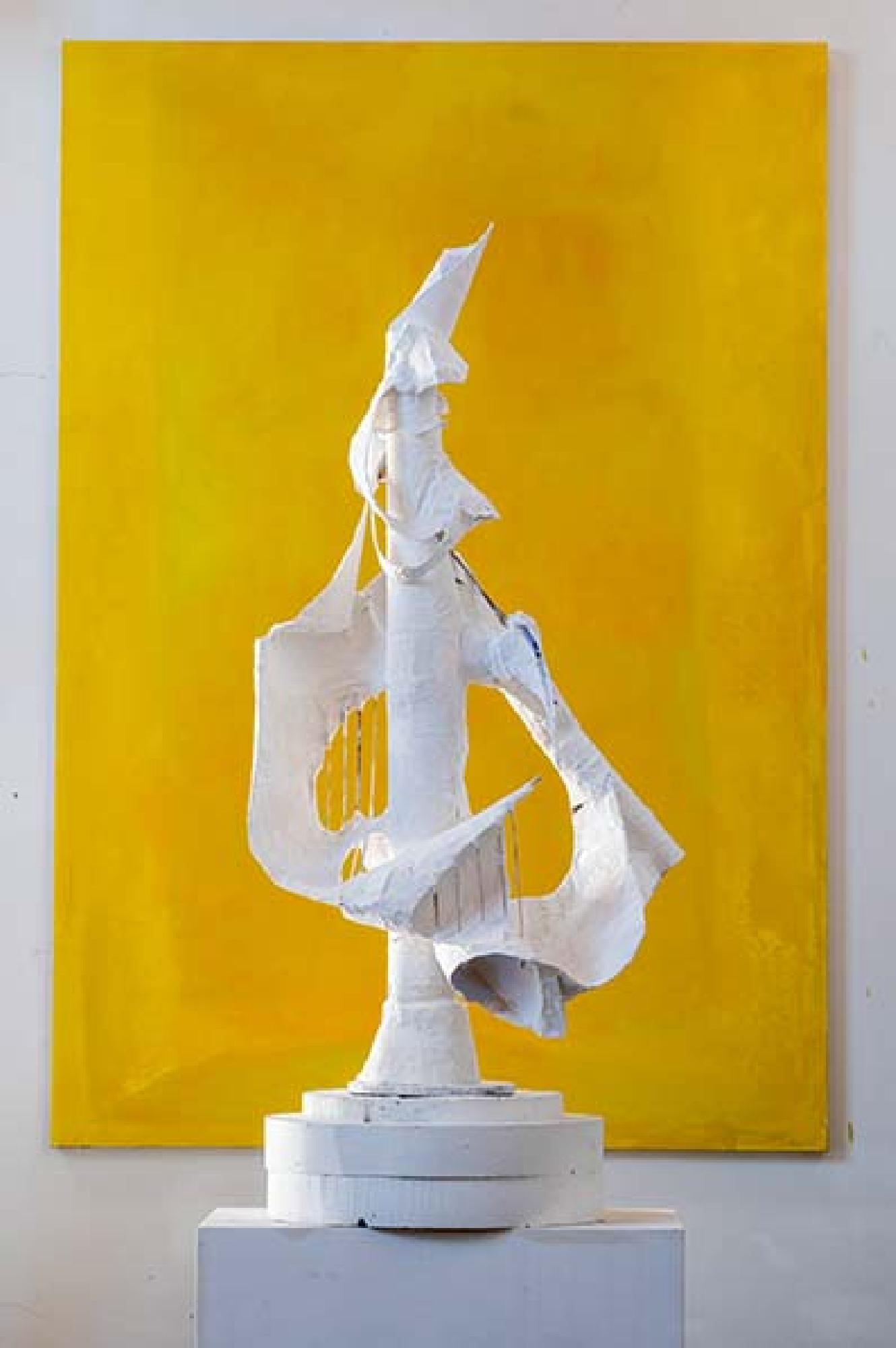 Leonard Lorenz: Tanz&nbsp;der&nbsp;Derwische
2026&nbsp;&blacksquare;&nbsp;Komposition&nbsp;Skulptur&nbsp;und&nbsp;Gemälde&nbsp;&blacksquare;&nbsp;178&nbsp;×&nbsp;75&nbsp;×&nbsp;50cm&nbsp;&blacksquare;&nbsp;Paper&nbsp;Plaster&nbsp;Collage